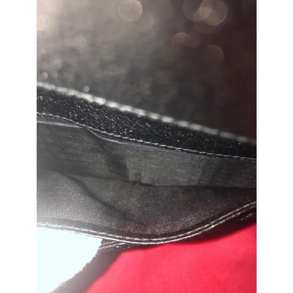 GUCCI Vintage G Clasp Lambskin Leather Long Wallet, Authentic , Vintage